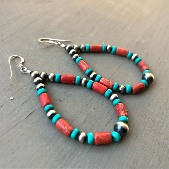 Red Spiny Oyster & Fox Mine Turquoise Loop Earrings - Picture 2 of 4